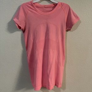 Gently used LULULEMON shirt!